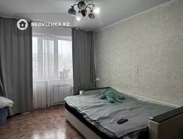 1-комнатная квартира, этаж 3 из 9, 33 м²