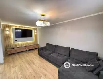 5-комнатная квартира, этаж 2 из 9, 103 м²