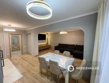 5-комнатная квартира, этаж 2 из 9, 103 м²