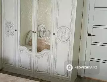 2-комнатная квартира, этаж 1 из 9, 57 м²