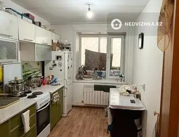 1-комнатная квартира, этаж 1 из 9, 42 м²