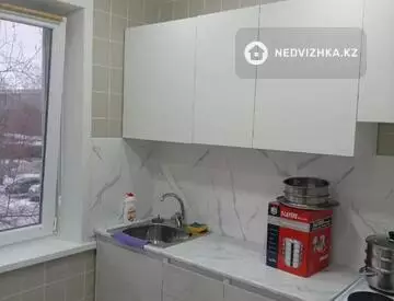 1-комнатная квартира, этаж 3 из 5, 29 м²