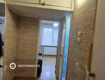 1-комнатная квартира, этаж 3 из 9, 33 м²