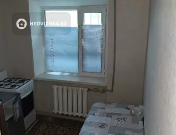1-комнатная квартира, этаж 1 из 4, 30 м², на длительный срок