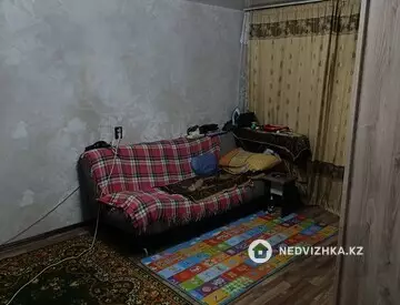 1-комнатная квартира, этаж 3 из 5, 32 м²