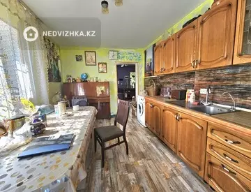 5-комнатный дом, 4 соток, 150 м²