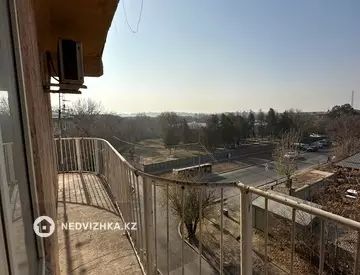 3-комнатная квартира, этаж 4 из 9, 68 м²