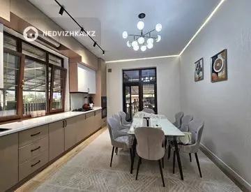 4-комнатный дом, 4 соток, 180 м²