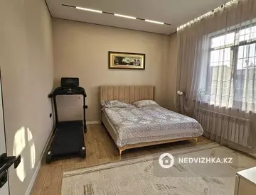 4-комнатный дом, 4 соток, 180 м²