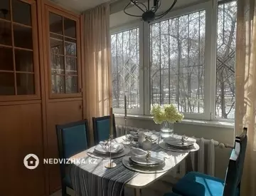 3-комнатная квартира, этаж 1 из 4, 75 м², на длительный срок