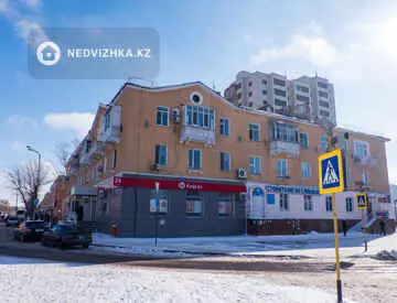 3-комнатная квартира, этаж 3 из 3, 62 м²