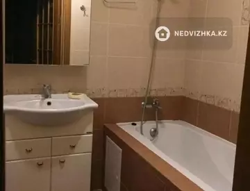 1-комнатная квартира, этаж 10 из 11, 40 м²