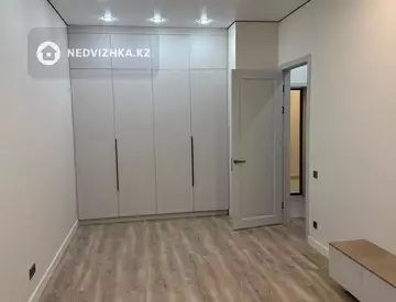 1-комнатная квартира, этаж 12 из 12, 40 м²