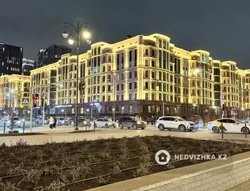 1-комнатная квартира, этаж 6 из 6, 177 м²