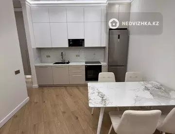 3-комнатная квартира, этаж 14 из 14, 66 м²
