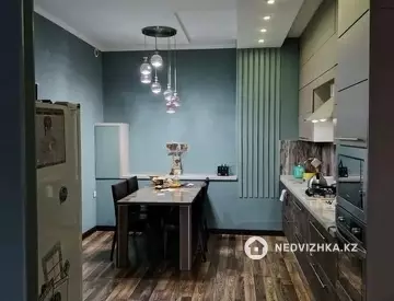 3-комнатная квартира, этаж 9 из 9, 123 м²