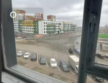 1-комнатная квартира, этаж 4 из 14, 34 м²