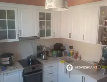 1-комнатная квартира, этаж 11 из 12, 38 м²