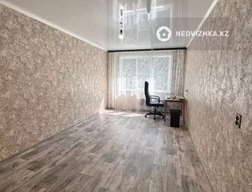 2-комнатная квартира, этаж 4 из 5, 52 м²