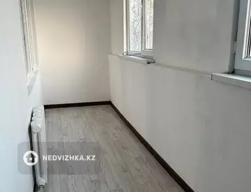 2-комнатная квартира, этаж 4 из 5, 48 м²