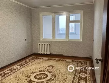 2-комнатная квартира, этаж 4 из 5, 48 м²
