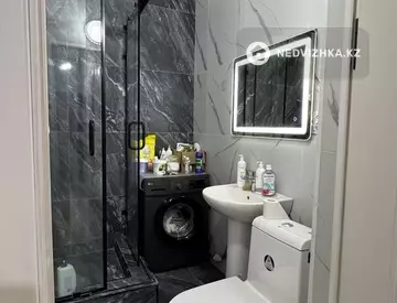 1-комнатная квартира, этаж 1 из 9, 42 м²