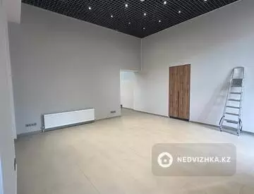 Офисное помещение, этаж 1 из 2, в жилом доме, 97 м², на длительный срок