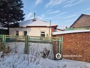 3-комнатный дом, 10 соток, 64 м²