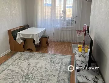 2-комнатная квартира, этаж 4 из 4, 42 м²