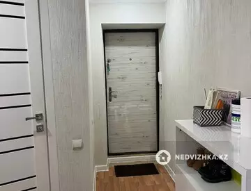 2-комнатная квартира, этаж 4 из 4, 42 м²