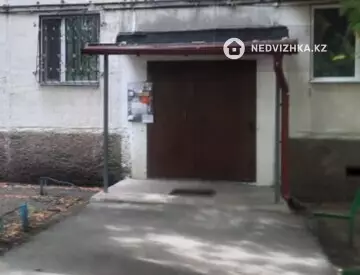 2-комнатная квартира, этаж 4 из 5, 47 м²