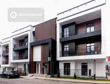 1-комнатная квартира, этаж 3 из 3, 54 м²