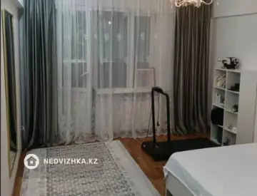 4-комнатная квартира, этаж 2 из 5, 86 м²