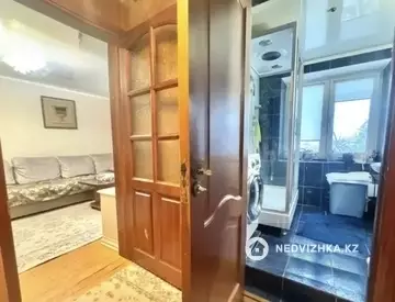 3-комнатная квартира, этаж 3 из 4, 74 м²