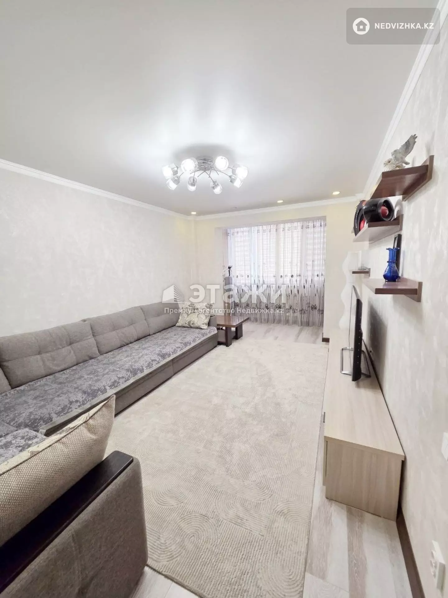 76.5 м², 3-комнатная квартира, этаж 9 из 9, 76 м², изображение - 1