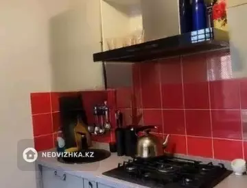 3-комнатная квартира, этаж 2 из 4, 65 м²