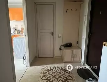 1-комнатная квартира, этаж 4 из 5, 42 м²