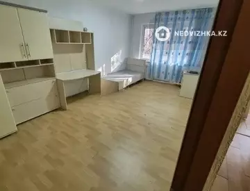 1-комнатная квартира, этаж 2 из 4, 33 м²