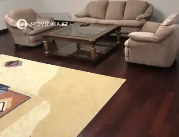 3-комнатная квартира, этаж 3 из 17, 186 м²