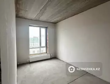 1-комнатная квартира, этаж 12 из 12, 38 м²