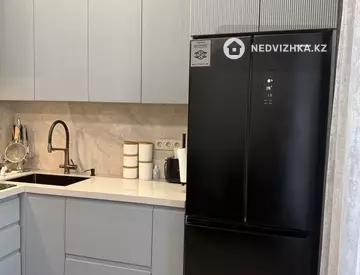 2-комнатная квартира, этаж 3 из 12, 57 м²