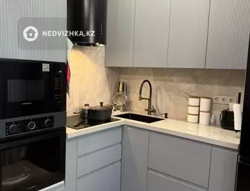 2-комнатная квартира, этаж 3 из 12, 57 м²