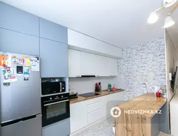 3-комнатная квартира, этаж 2 из 8, 73 м²