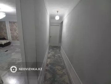 3-комнатная квартира, этаж 2 из 9, 70 м²