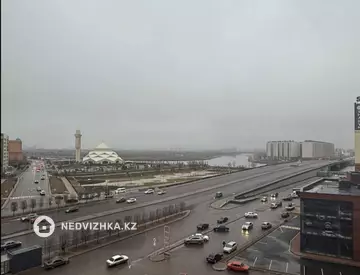 3-комнатная квартира, этаж 7 из 12, 94 м²