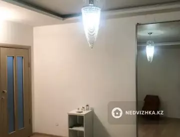 1-комнатная квартира, этаж 3 из 12, 40 м²