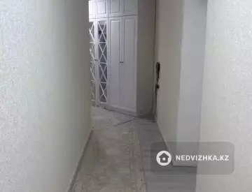 3-комнатная квартира, этаж 4 из 12, 90 м²