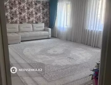 3-комнатная квартира, этаж 4 из 12, 90 м²