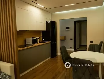 2-комнатная квартира, этаж 4 из 9, 40 м²