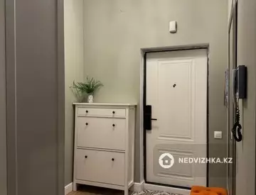 3-комнатная квартира, этаж 9 из 9, 100 м²